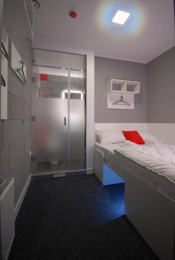 Cubby Hotel Lviv Eksteriør billede